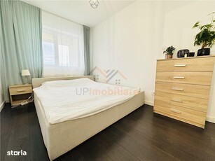 Apartament cu 3 camere decomandate, Cetate