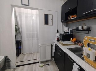 Apartament 2 camere, Zona Lipovei - Decomandat