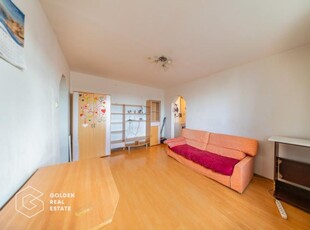 Apartament 3 camere, 6/10, cu centrala proprie, zona Fortuna