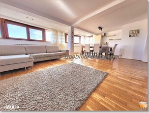 Apartament 3 camere decomandate zona Trocadero