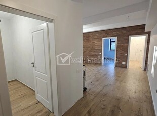 Apartament 3 camere, parcare, zona strazii Clinicilor