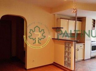 Apartament 3 camere pe Mihai Viteazu et.1