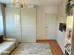 Inchiriere apartament 3 camere Centru - Lux