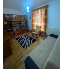 Apartament cu 2 camere, Centru, 2c7202