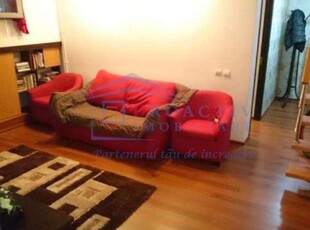 Apartament cu 3 camere, Centru, (3C3124)