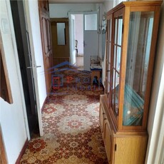 Apartament cu 3 camere, Centru, 3C4056