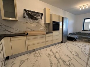 Apartament cu 3 camere la etalul 3, in Giroc, zona Daf