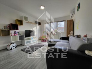 Apartament cu 3 camere si 2 balcoane, centrala proprie, zona Cetatii