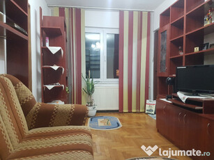 Apartament doua camere, etaj doi, renovat, centrala, mobilat, Milcov