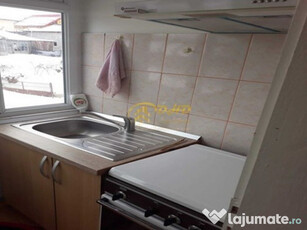 Apartament o camera de inchiriat, Podul de Fier