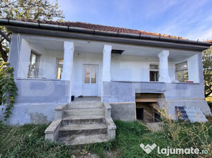 Casa Individuala veche Garbova de Jos