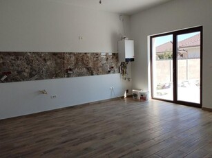 Duplex Mosnita 5 camere - 150 mp utili - Zona Valery