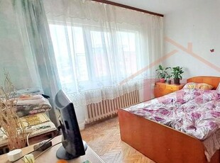 De vanzare, Apartament 3 camere, Circumvalatiunii, necesita renovare