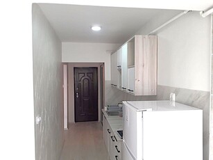 Apartament de 3 camere, 78 mp, finisat, mobilat, gradina 100mp, zona B