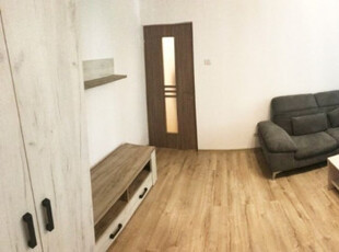 Inchiriez Apartament 2 camere Salaj