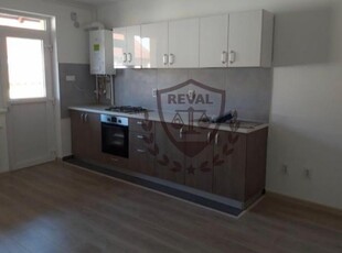 Inchiriez apartament 3 camere, Cartier Ampoi 1, complet mobilat si utilat.