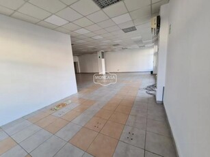 Spatiu comercial, 200 mp, Calea Nationala-Piata mare