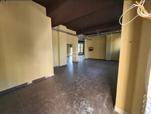 Spatiu comercial Calea Nationala-Zona Stejari, S-205 mp