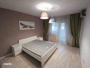 Bd. Bucuresti / Center apartament 3 camere decomandat etajul I