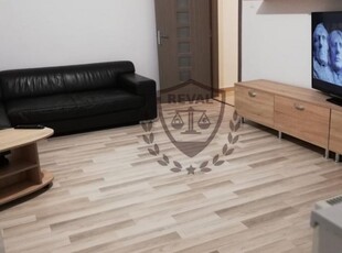 Vand apartament 2 camere, Cartier Cetate, zona Piata, complet mobilat si utilat.