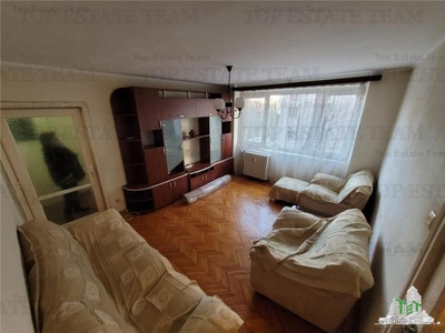 Apartament 3 camere Stefan cel Mare