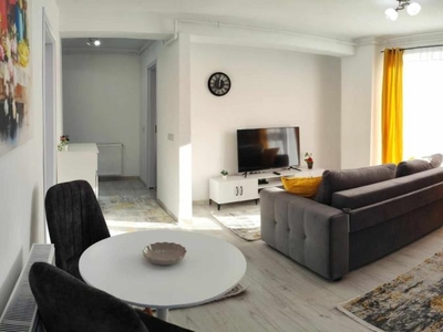 Apartament de 2 camere, 45 mp utili, balcon, zona Corneliu Coposu