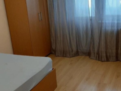 Apartament de vanzare, 2 camere, decomandat, 64 mp, Centru, Moldova Mall, Cod 153565