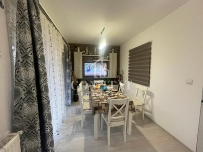 Apartament de vanzare | etaj 4+mansarda | Floresti