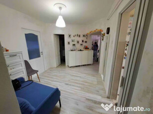 Apartament 3 camere decomandat-Metalurgie-etaj intermediar