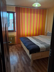 Apartament 3 camere semidecomandat etaj 2/7