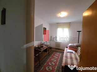 Apartament 4 camere Titan