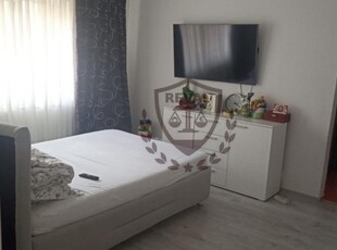 Apartament cu 2 camere, 55 mp., parter inalt, Cetate, partial mobilat.