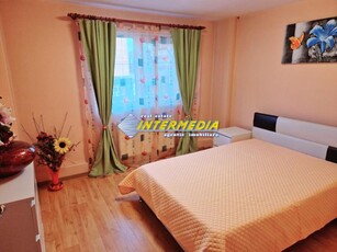 Apartament cu 2 camere mobilat si utilat in Cetate