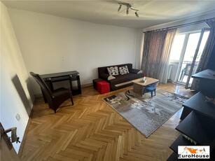 Apartament cu 3 camere de vanzare in Alba Iulia