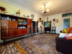 Apartament cu 4 camere decomandate, Centru