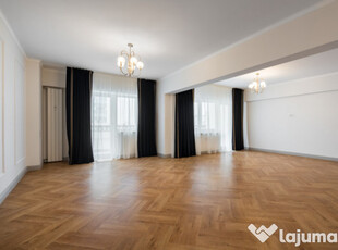 Apartament Exclusivist în Piata Unirii – Eleganță și F