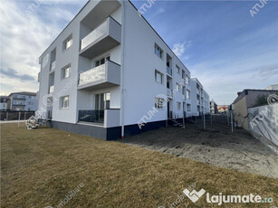 Apartament intabulat la cheie cu 3 camere 2 bai etajul 1 zon