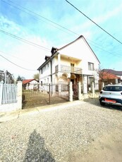 Casa de inchiriat in zona Odoreului | 5 dormitoare - ideala pentru 10-15 persoane