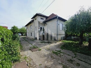 Casa de vanzare in Cetate, zona Parcul Unirii