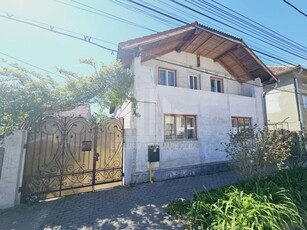 Casa individuala de vanzare, Maieri - Centru