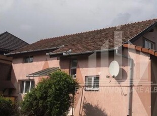 Casa individuala de vanzare, Maieri zona centrala 5 camere 955 mp teren