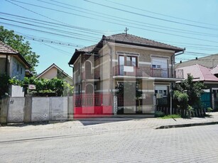 Casa tip duplex de vanzare, Cetate