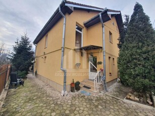 Casa tip duplex de vanzare, Cetate