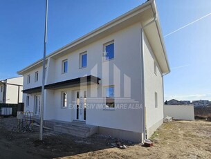 Case tip duplex de vanzare, Arex