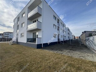 De vanzare apartament intabulat cu 3 camere si gradina de 160 mp in Selimbar zona Brana