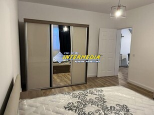 Inchiriere Apartament cu 3 camere bloc Nou mobilat si utilat modern parcare Alba Iulia Centru