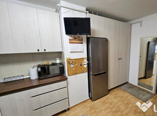 Inchiriez apartament 2 camere racadau