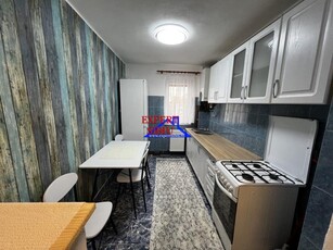 INCHIRIEZ apartament 2 camere,recent renovat,zona Mihai Viteazul