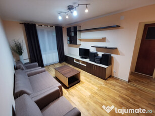 Inchiriez apartament 3 camere, Piața Sudului