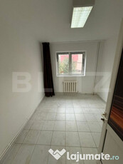 Spatiu comercial, cu 4 incaperi, 80 mp, zona Big